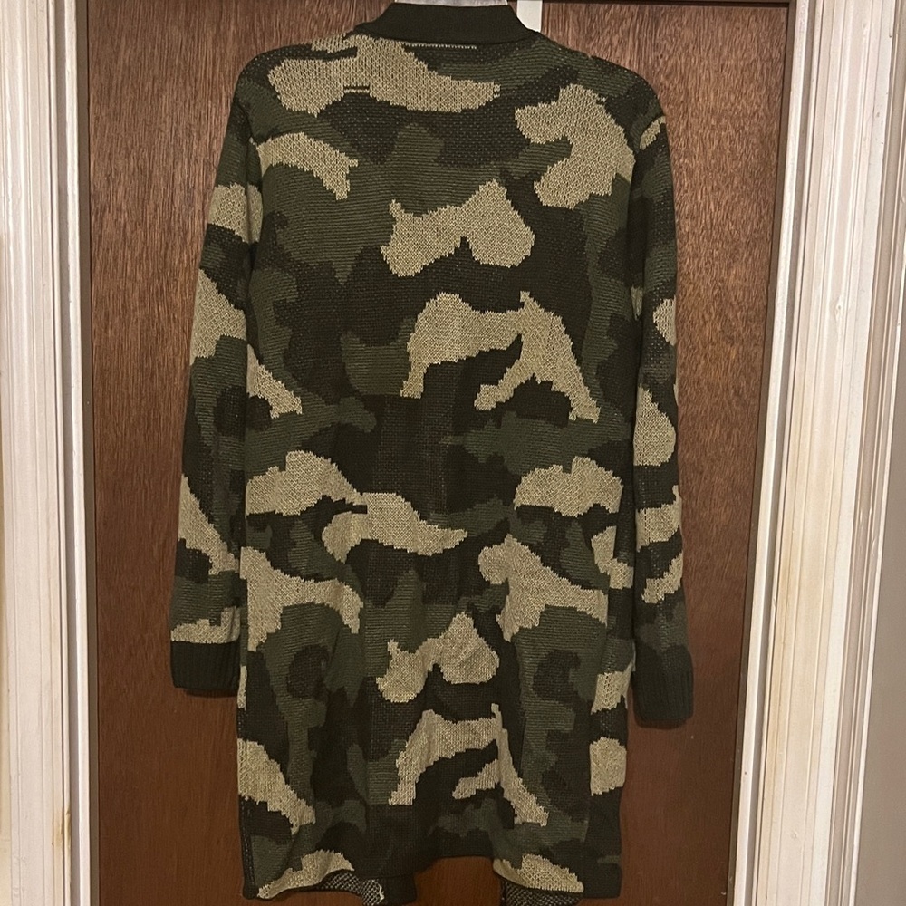 Soho Apparel Green and Tan Camouflage Cardigan - Picture 2 of 2